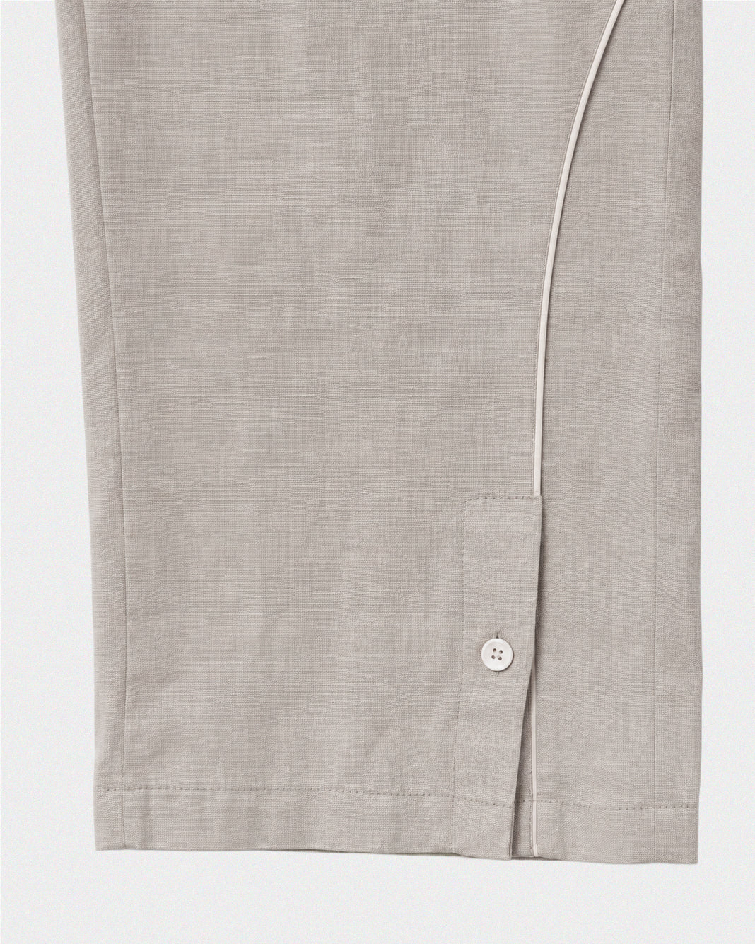 Pantalón cortes