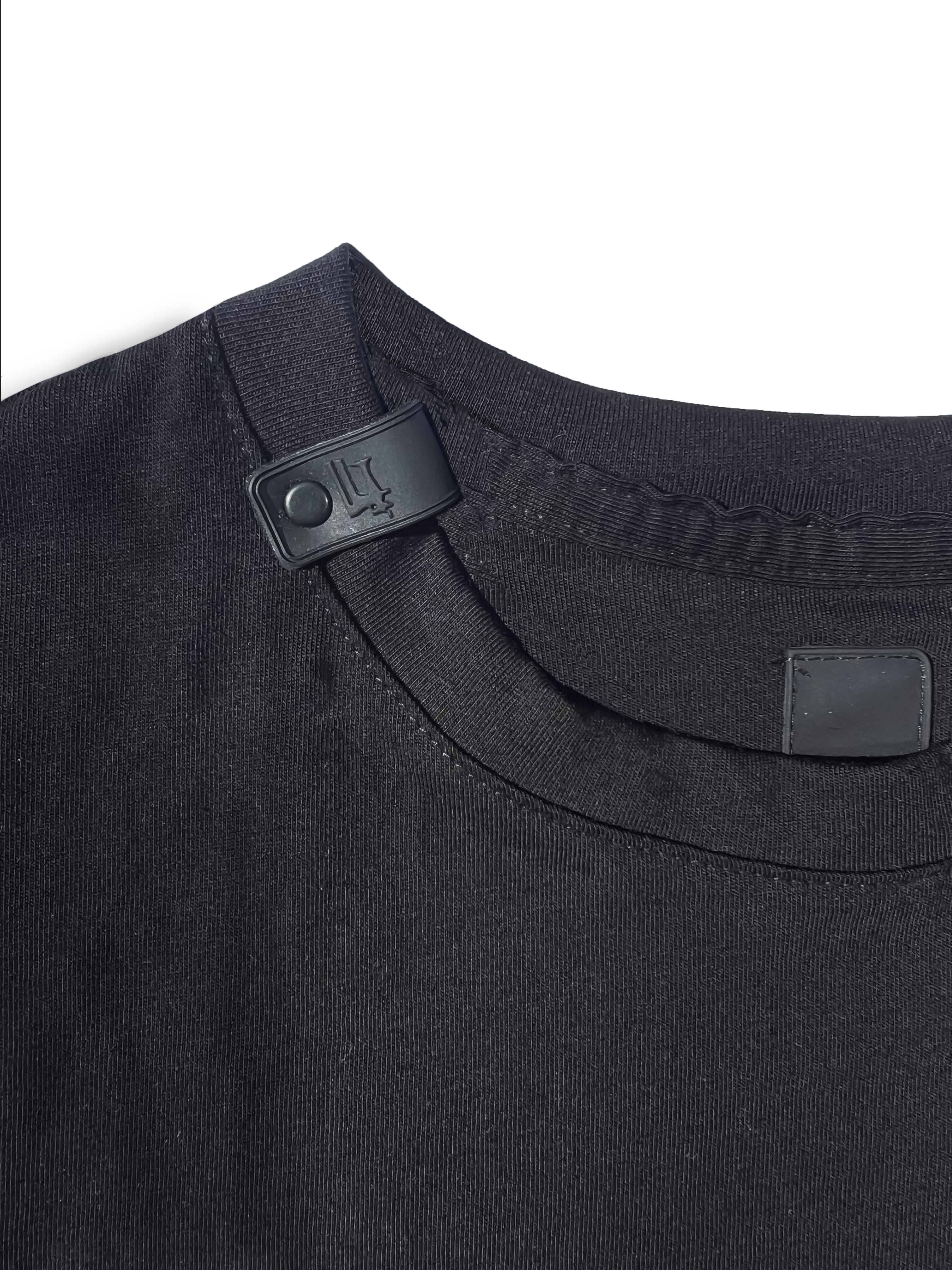 CAMISETA BASiiCA OIII